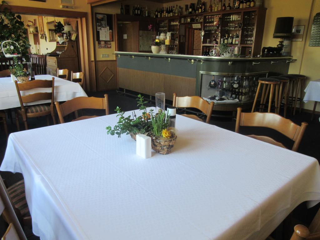 Hotel Restaurant Jonkhans Рес Экстерьер фото