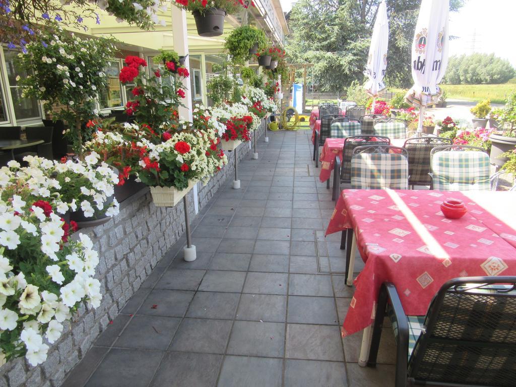 Hotel Restaurant Jonkhans Рес Экстерьер фото
