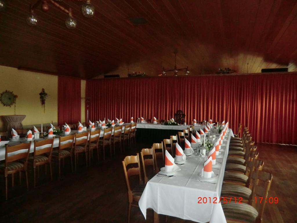 Hotel Restaurant Jonkhans Рес Экстерьер фото
