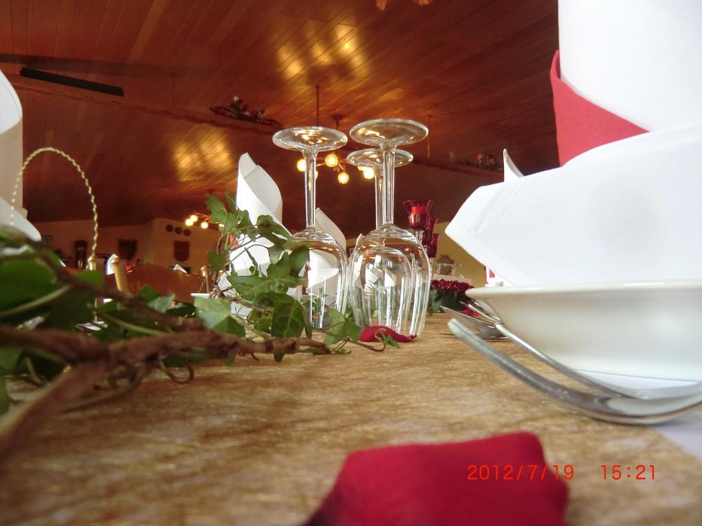 Hotel Restaurant Jonkhans Рес Экстерьер фото